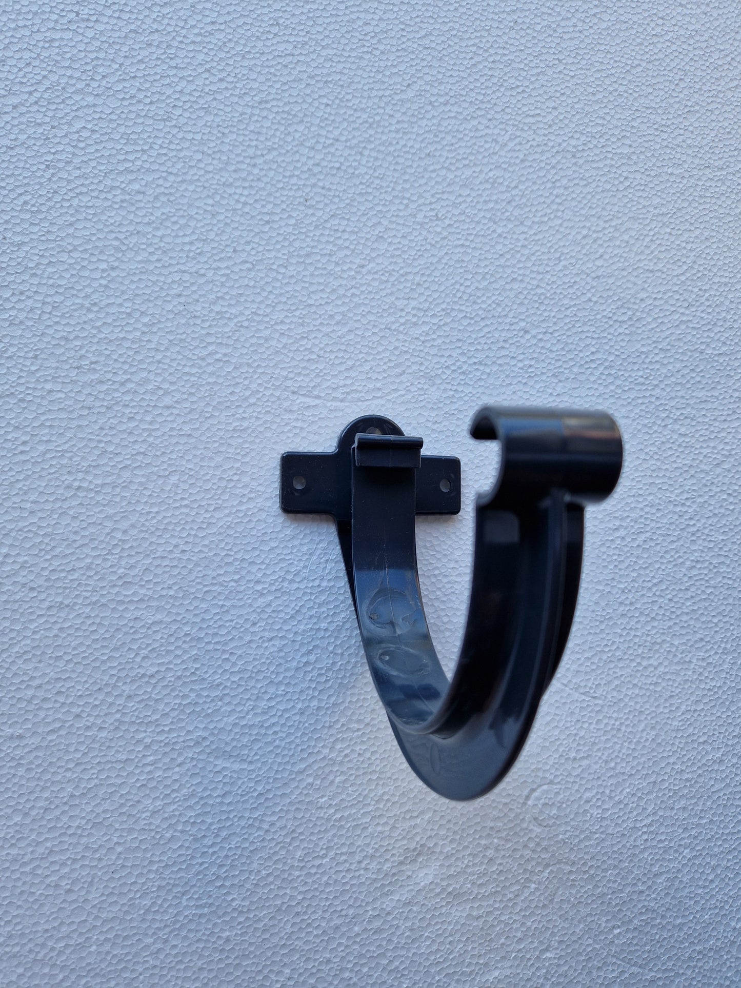 Gutter brackets for LG25