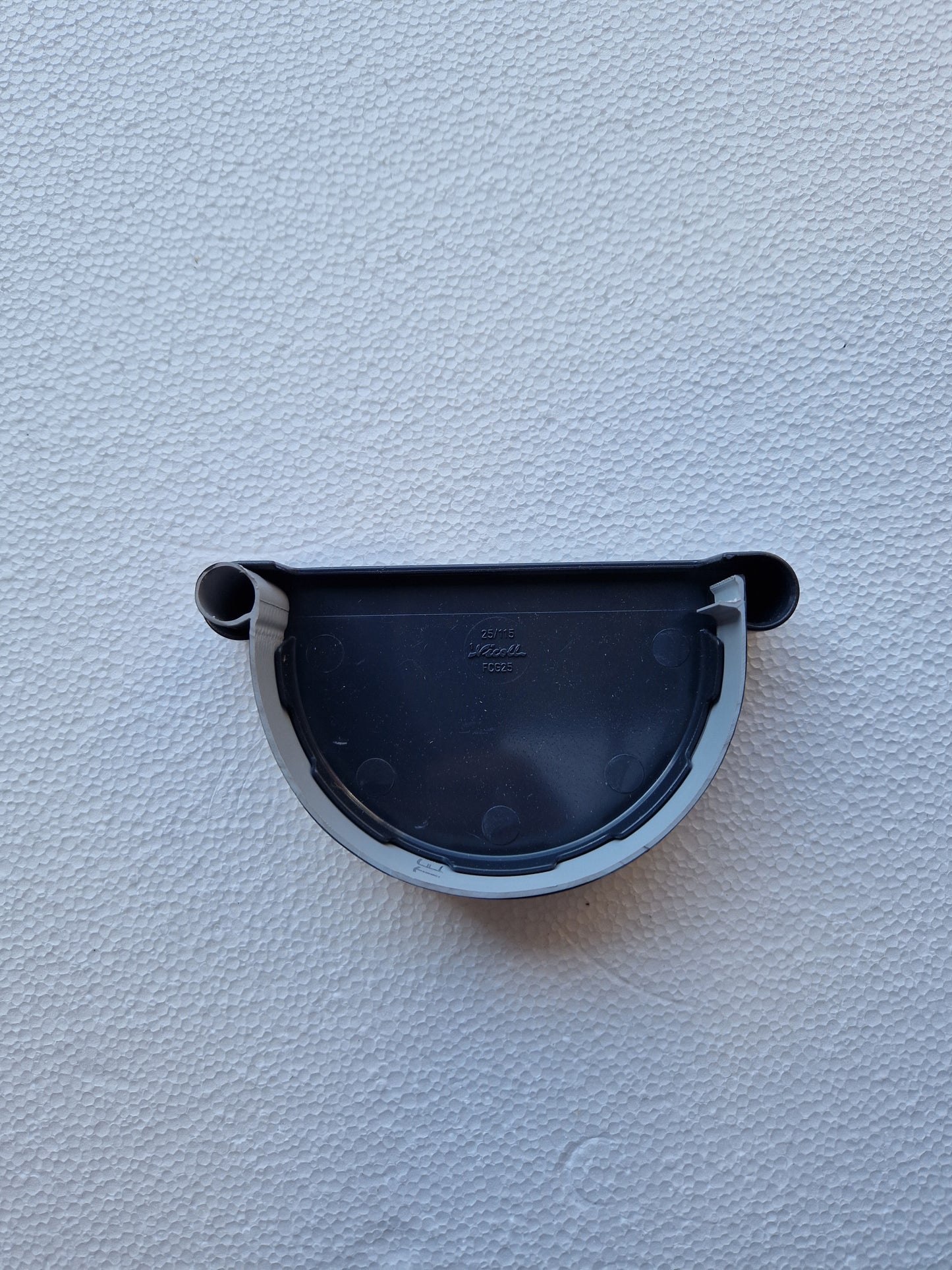End piece for LG25 (gutter)