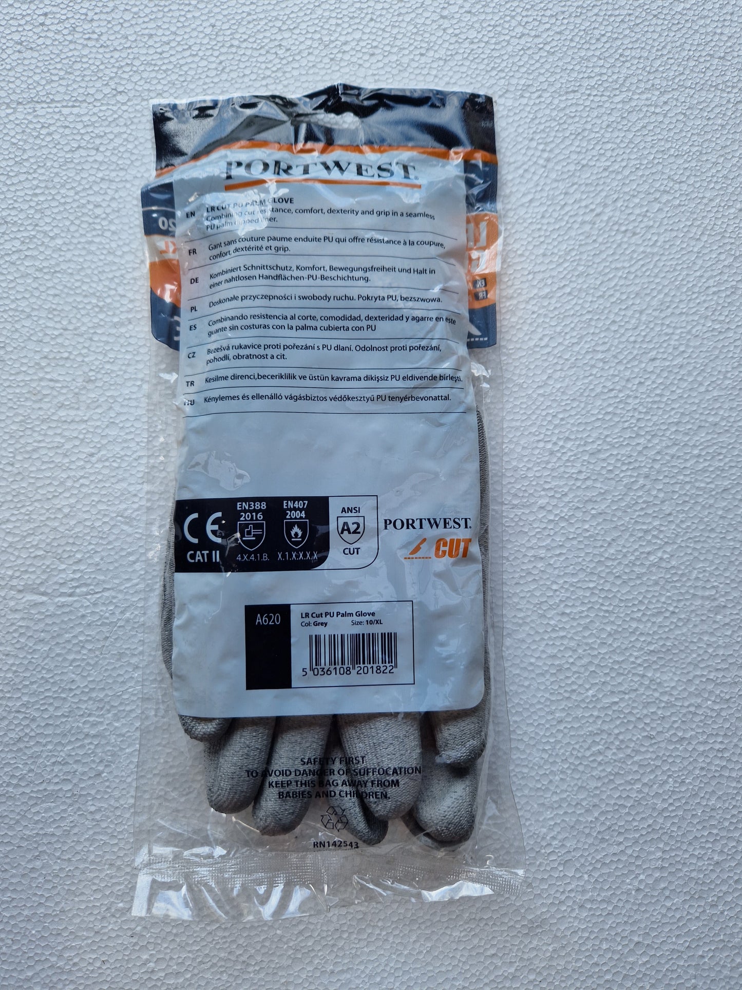 Cut resistant gloves