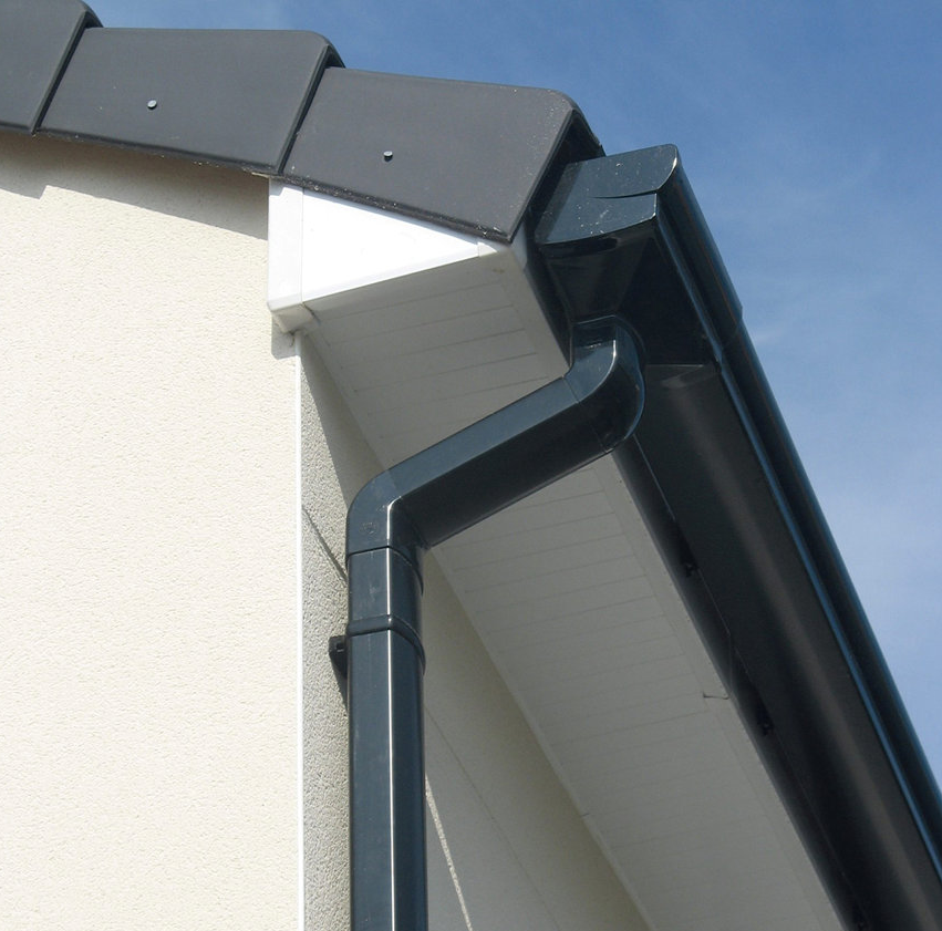 Bracket for drain pipe oval 90x56mm