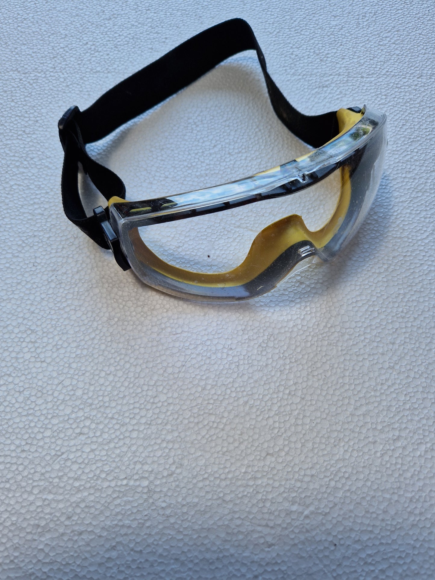 Safety glasses