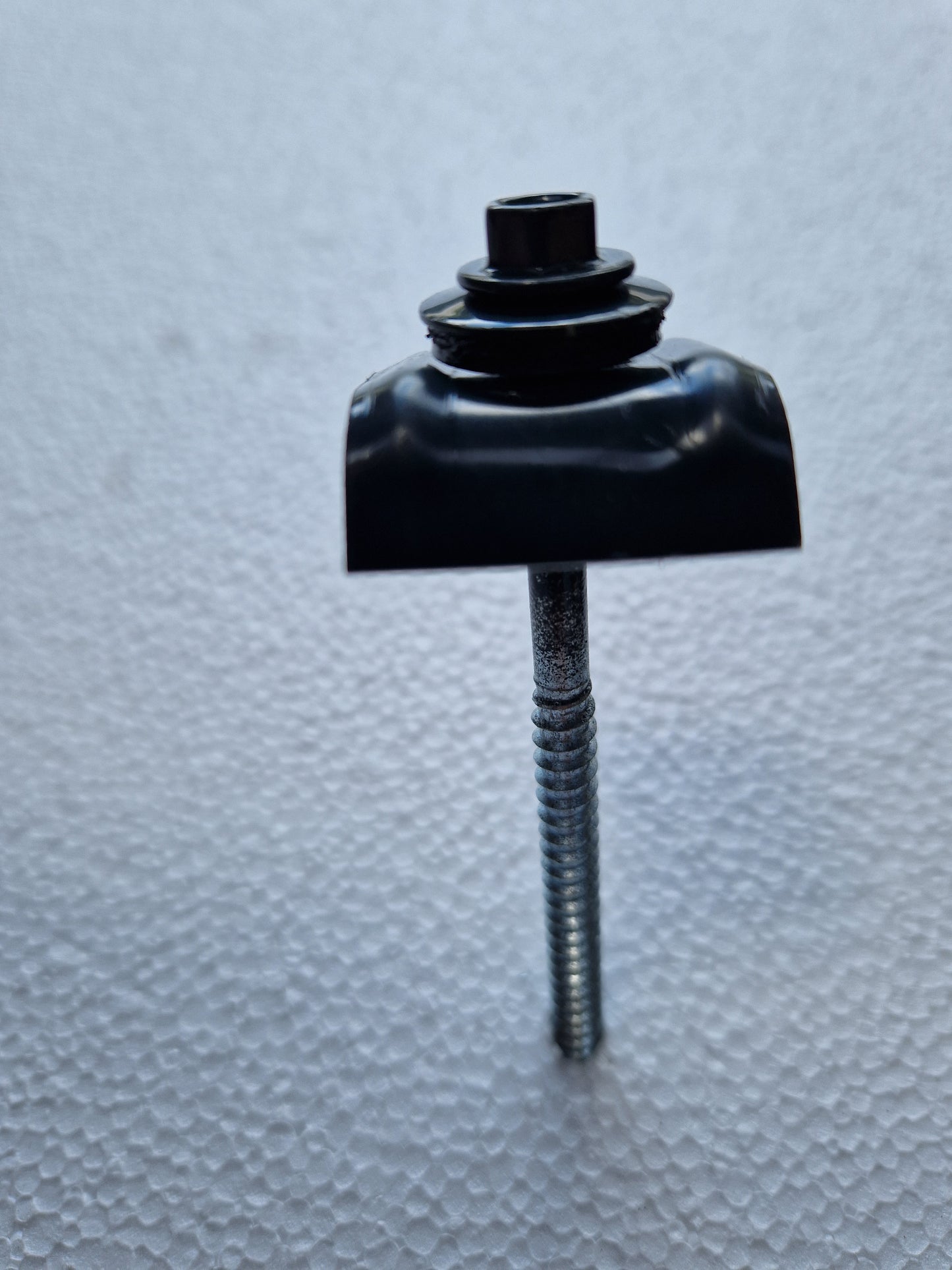 Sandwich panel screws for wood